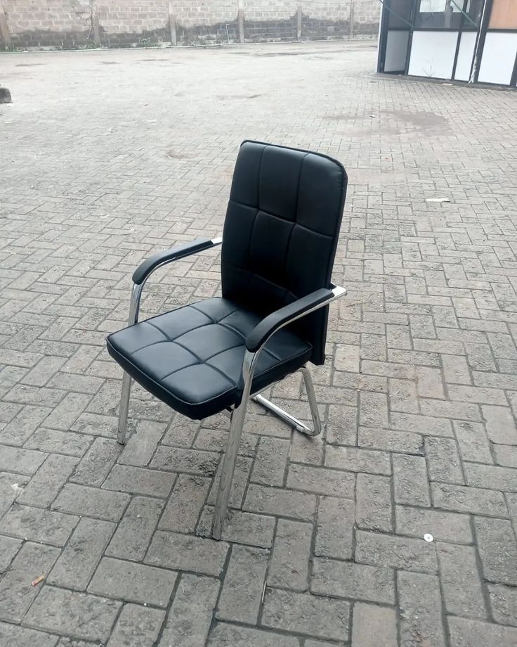 Black visitor chair